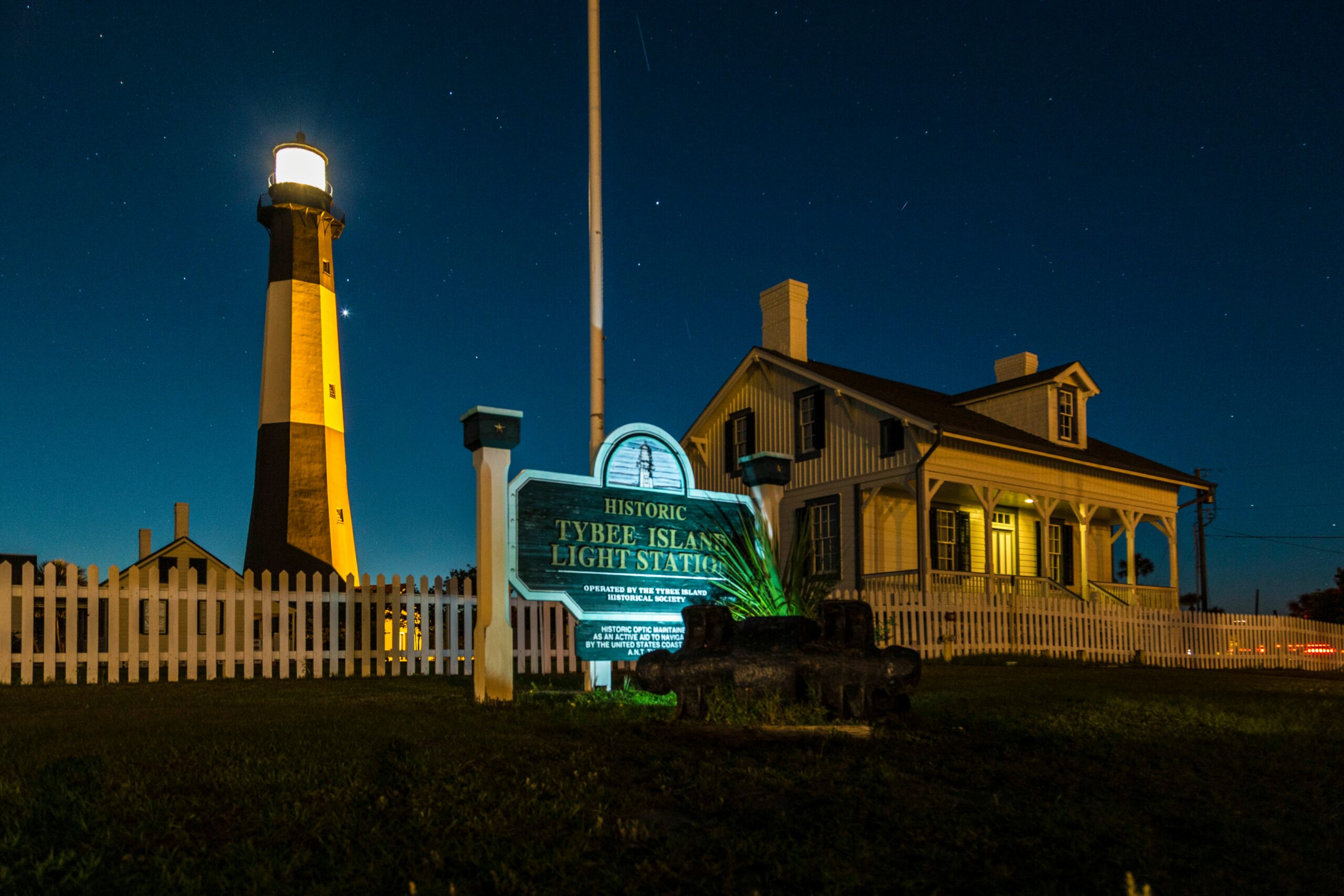 Facade of the Tybee Island Lighthouse & Museum during the night.